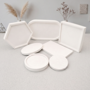 Tablett-Set „Geometrie“ – 7-teiliges Set aus Untersetzern & Tabletts